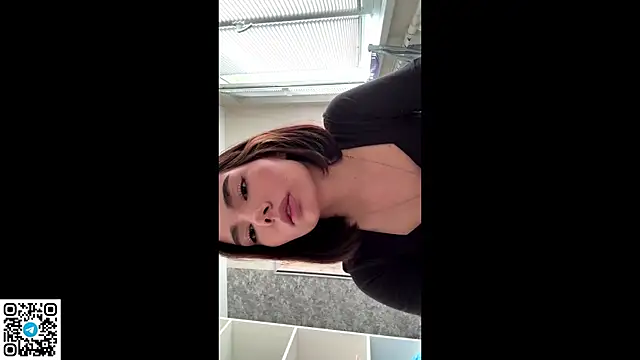 Snapshot of MarylnMonnier chatting on 05-28-26, 07:05 MarylnMonnier online show from 05-28-26, 07:05
