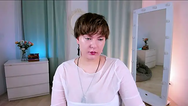 Snapshot of MelittaStorrie chatting on 05-17-26, 06:35 MelittaStorrie online show from 05-17-26, 06:35
