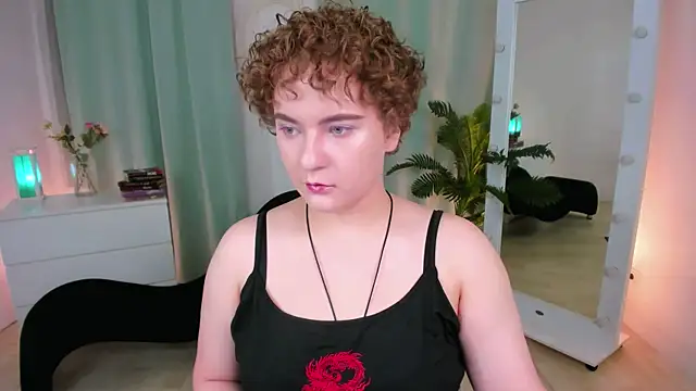 Snapshot of MelittaStorrie chatting on 06-02-26, 07:30 MelittaStorrie online show from 06-02-26, 07:30