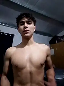 Sempai Moon online show from 07-18-26, 04:32