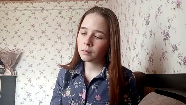 SiennaGlow online show from 04-28-26, 07:13