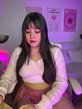 iEmily  online show from 05-26-26, 01:58