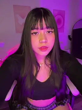 iEmily  online show from 05-17-26, 01:27
