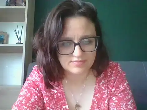 Snapshot of sensual_paris chatting on 05-25-26, 05:29 sensual paris online show from 05-25-26, 05:29