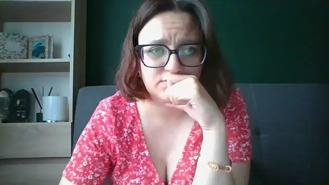Snapshot of sensual_paris chatting on 07-24-26, 05:25 sensual paris online show from 07-24-26, 05:25