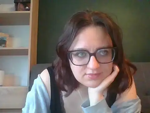 Snapshot of sensual_paris chatting on 05-12-26, 05:37 sensual paris online show from 05-12-26, 05:37