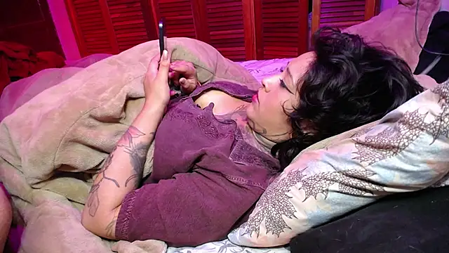 Snapshot of realhomesex chatting on 05-06-26, 03:10 realhomesex online show from 05-06-26, 03:10