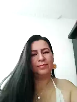 Snapshot of HelenNovoa chatting on 06-11-26, 08:17 HelenNovoa online show from 06-11-26, 08:17