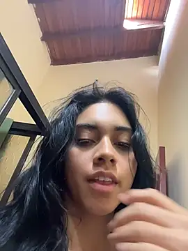 Snapshot of mia_moonna chatting on 04-30-26, 11:39 mia moonna online show from 04-30-26, 11:39