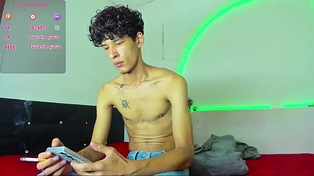 liammendoza98 online show from 05-07-26, 11:57