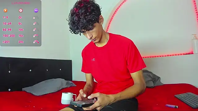liammendoza98 online show from 04-30-26, 11:17