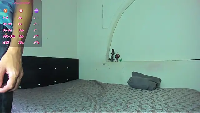 liammendoza98 online show from 06-01-26, 01:11
