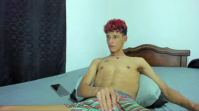 liammendoza98 online show from 06-17-26, 03:39