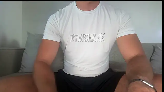Snapshot of gymshrk chatting on 07-04-26, 06:42 gymshrk online show from 07-04-26, 06:42