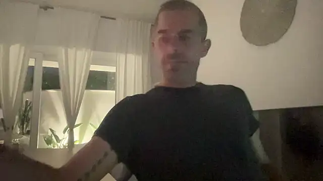 Riccardo86xx online show from 05-24-26, 06:52