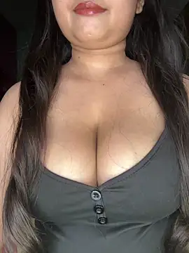 Naughty pooja44 online show from 05-05-26, 07:44
