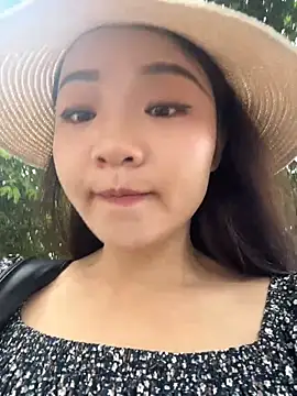 xiaochengzi505 online show from 06-26-26, 01:33