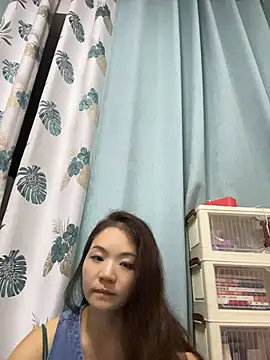 xiaochengzi505 online show from 07-10-26, 02:06