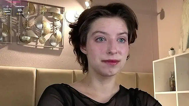 Snapshot of bluebreeze888 chatting on 06-19-26, 03:23 bluebreeze888 online show from 06-19-26, 03:23