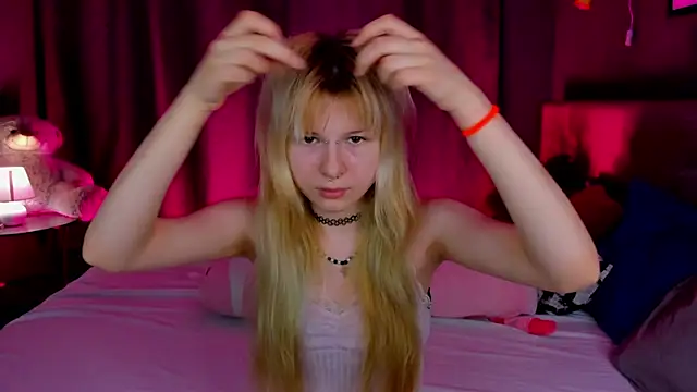 Ammelia Backerr online show from 06-11-26, 01:49