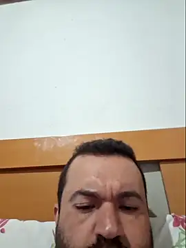 Snapshot of comeraba chatting on 05-17-26, 05:18 comeraba online show from 05-17-26, 05:18