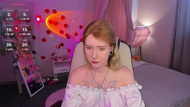 Elira Vane online show from 07-07-26, 03:09