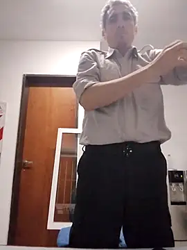 Alejandro83bsf online show from 08-04-26, 12:37