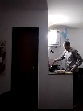 Alejandro83bsf online show from 07-20-26, 02:30