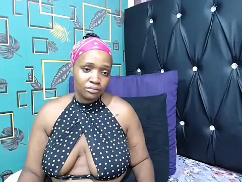 Snapshot of CandyBoobs69 chatting on 05-14-26, 02:41 CandyBoobs69 online show from 05-14-26, 02:41