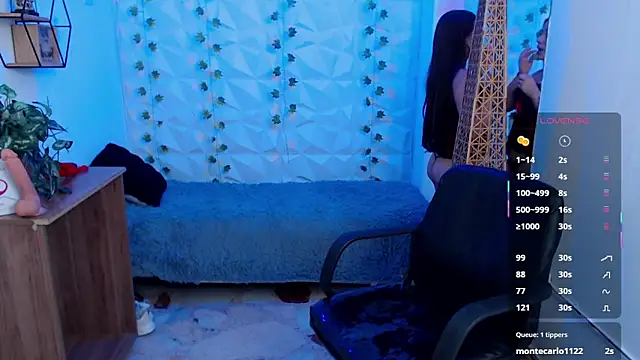 Snapshot of Lana_Fiore chatting on 06-06-26, 04:34 Lana Fiore online show from 06-06-26, 04:34