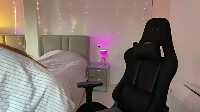 PrincesSsLilu online show from 05-06-26, 04:55