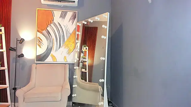 Kiara Curls online show from 06-15-26, 12:05