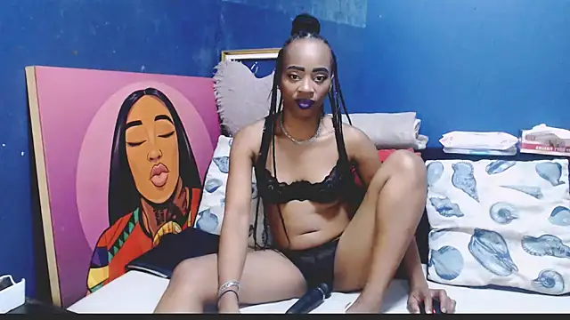 LolaSavageXO online show from 07-08-26, 05:35