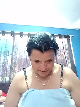 Snapshot of Samantha_Kieran chatting on 05-15-26, 03:21 Samantha Kieran online show from 05-15-26, 03:21