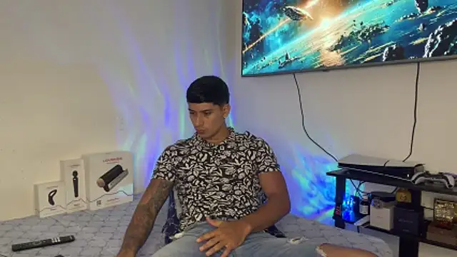 Snapshot of SexxxySquirterStev777 chatting on 05-08-26, 01:59 SexxxySquirterStev777 online show from 05-08-26, 01:59