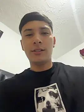 SexxxySquirterStev777 online show from 07-21-26, 01:34