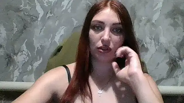 Snapshot of Firee_Foxx chatting on 06-18-26, 02:33 Firee Foxx online show from 06-18-26, 02:33