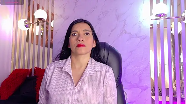 Snapshot of Dalila_5 chatting on 07-23-26, 05:31 Dalila 5 online show from 07-23-26, 05:31