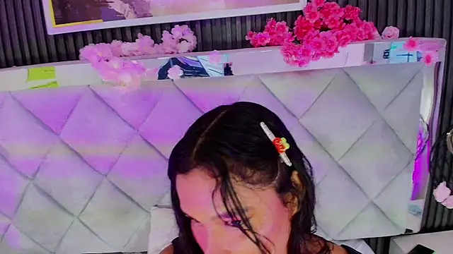 Snapshot of Sara_Chanel_ chatting on 05-31-26, 03:23 Sara Chanel online show from 05-31-26, 03:23