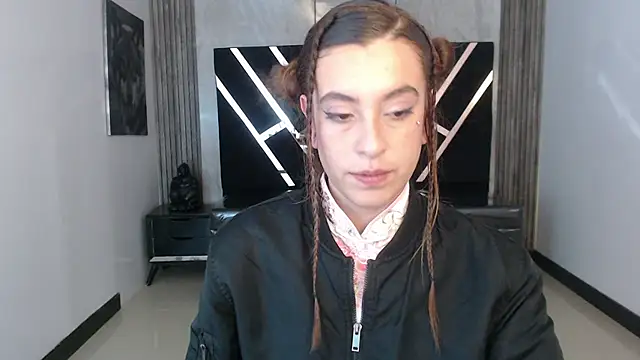 Snapshot of DamiaOshun_ch chatting on 05-06-26, 07:51 DamiaOshun ch online show from 05-06-26, 07:51