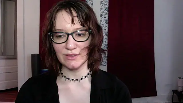 Snapshot of AnnywnBelle chatting on 05-22-26, 08:18 AnnywnBelle online show from 05-22-26, 08:18