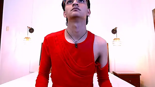 Snapshot of SahirCharm chatting on 06-16-26, 12:05 SahirCharm online show from 06-16-26, 12:05