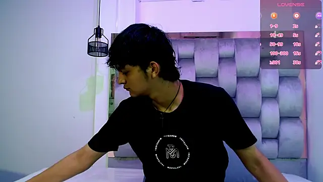 Snapshot of SahirCharm chatting on 05-24-26, 01:22 SahirCharm online show from 05-24-26, 01:22