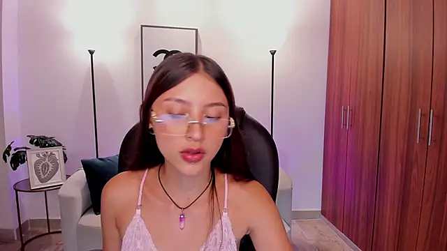 Snapshot of Nikky_sweett_ chatting on 05-11-26, 09:34 Nikky sweett online show from 05-11-26, 09:34