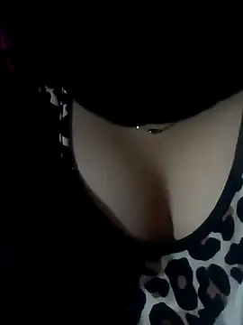 Hot-Hanona online show from 05-06-26, 08:57