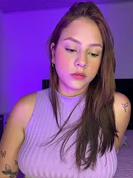 HayleyRoss  online show from 06-16-26, 05:40