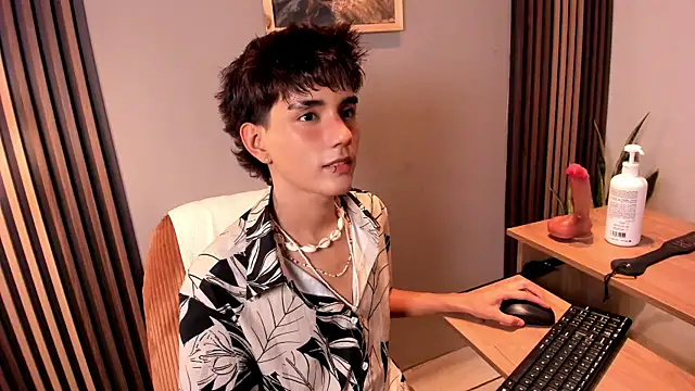 christopher robin4 online show from 07-18-26, 07:11