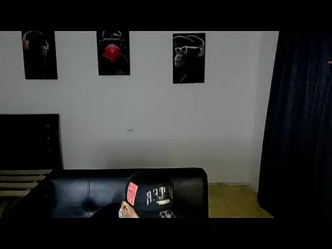 Snapshot of jack_vega1 chatting on 05-10-26, 07:12 jack vega1 online show from 05-10-26, 07:12