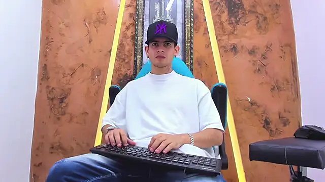 Snapshot of kroddy_sw_x chatting on 07-09-26, 11:10 kroddy sw x online show from 07-09-26, 11:10