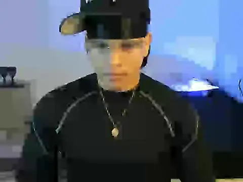 Snapshot of sant_wahlberg chatting on 06-16-26, 11:16 sant wahlberg online show from 06-16-26, 11:16